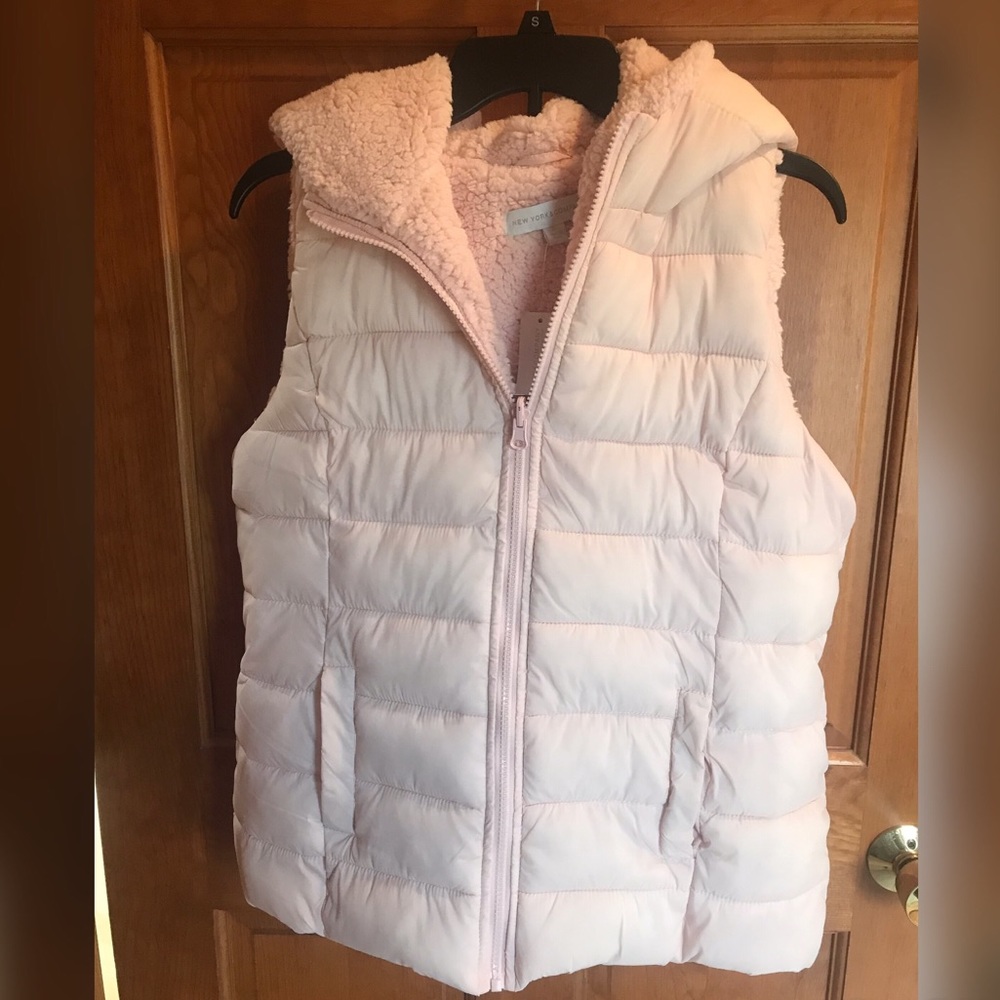 New York & Company vest